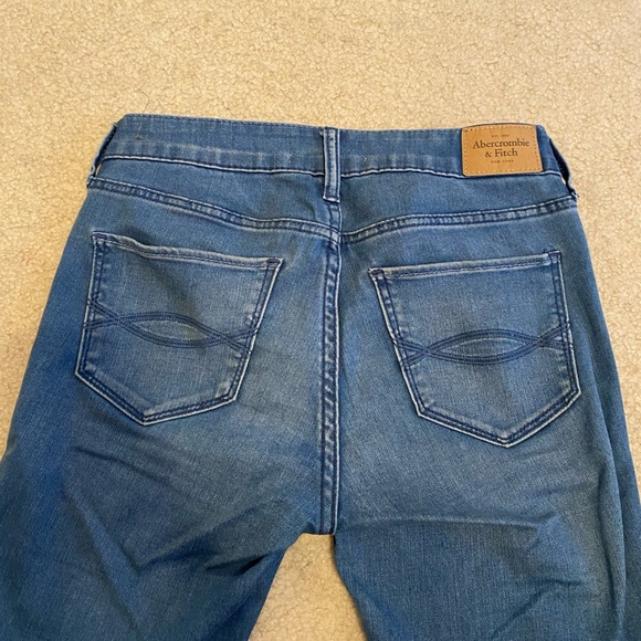 🏙 Soft Skinny Jeans - Picture 3 of 5